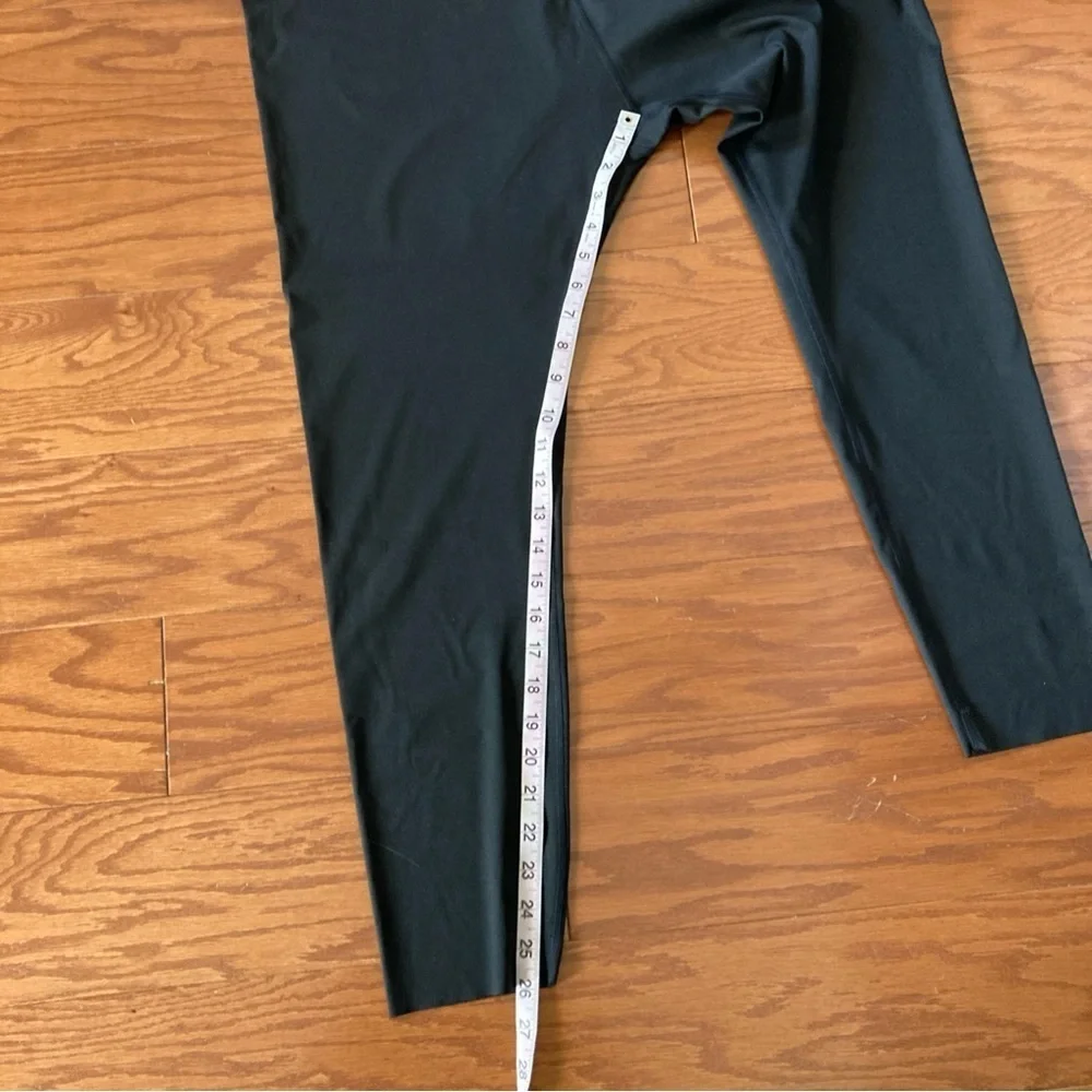 lululemon athletica lululemon swiftly